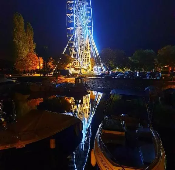 ホテル Del Fiume
