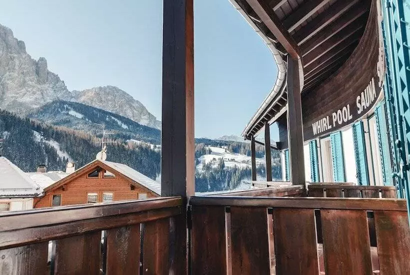هتل Kristiania Small Dolomites