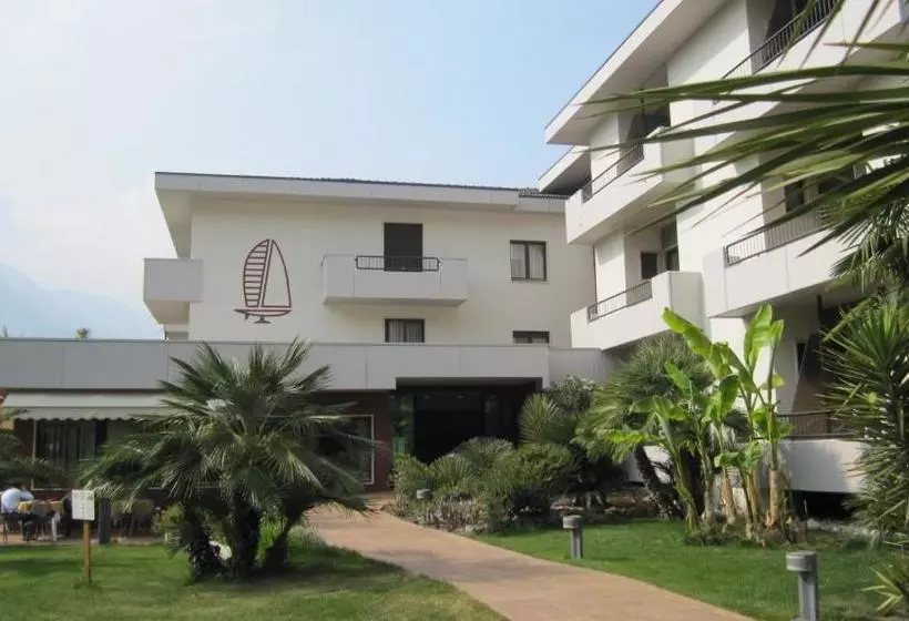ホテル Villa Claudia