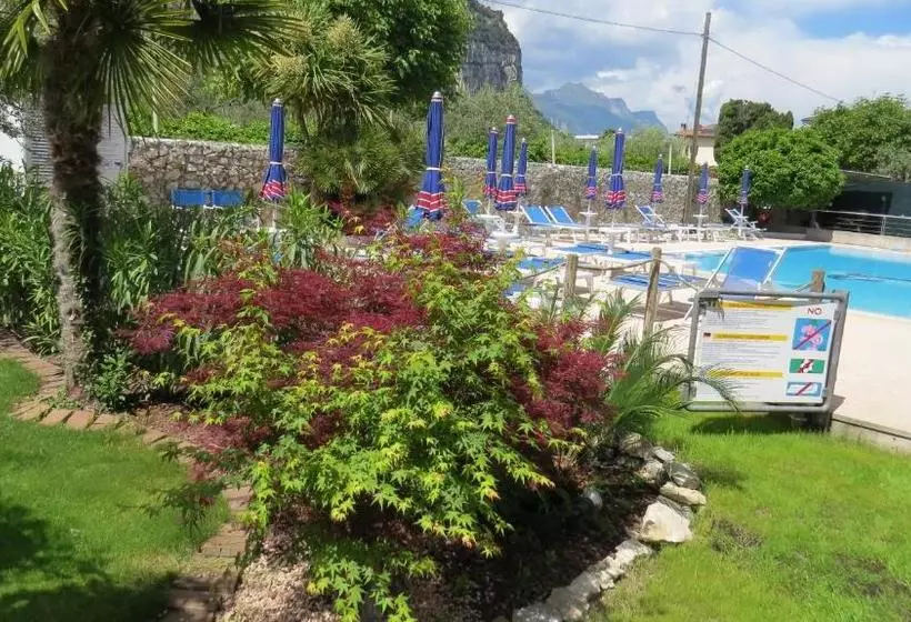 ホテル Villa Claudia
