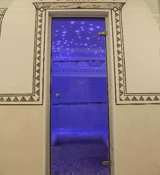 Parkhotel Fedora