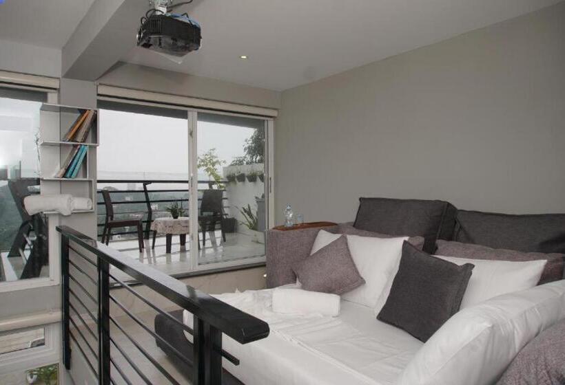 Bed and Breakfast Fortview International