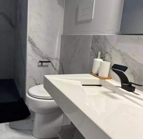 تختخواب و صبحانه Le Temple Du Luxe