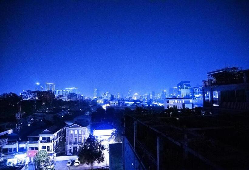 בית מלון כפרי Daun Penh Palace Boutique