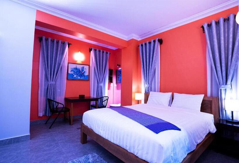 בית מלון כפרי Daun Penh Palace Boutique