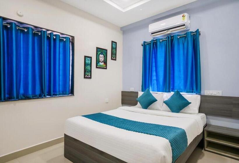 בית מלון כפרי The Balcony Suites