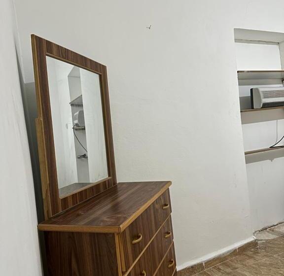 تختخواب و صبحانه Ain Alsett House