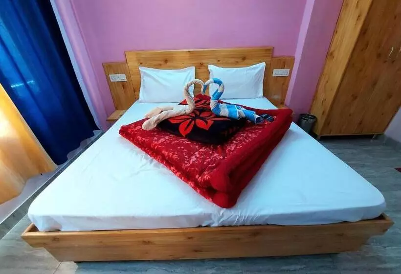 Aamiaismajoitus (B&B) Charlies Stay Inn