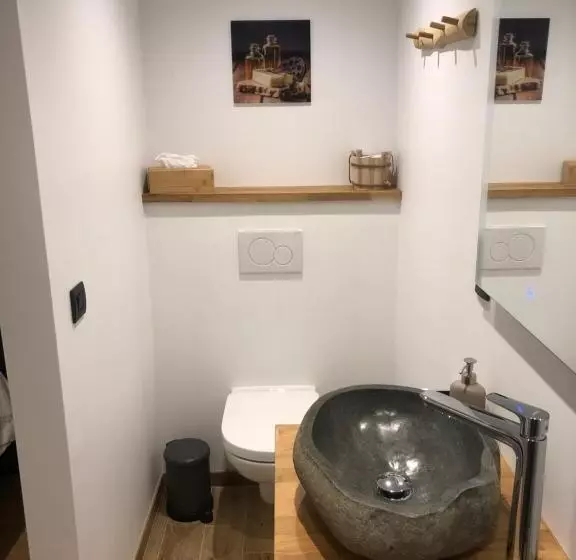 ベッドアンドブレックファースト Les Tiny House Du Mas De Mont