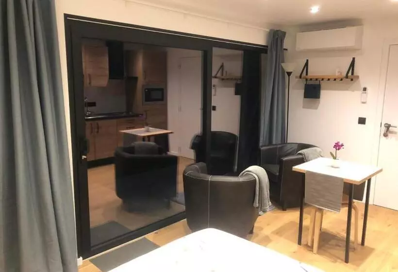 ベッドアンドブレックファースト Les Tiny House Du Mas De Mont