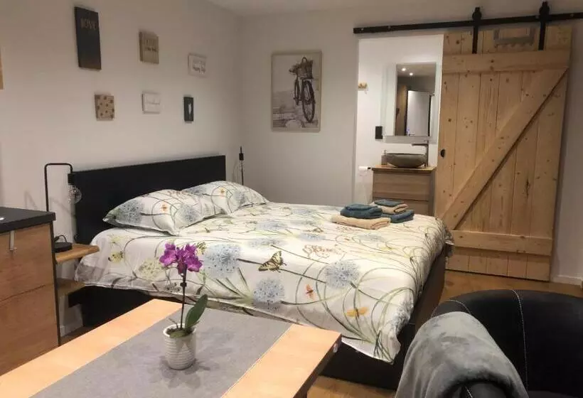 ベッドアンドブレックファースト Les Tiny House Du Mas De Mont