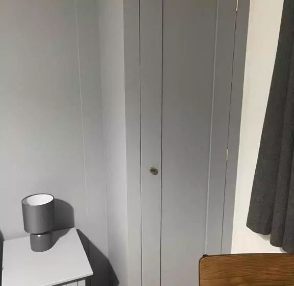 Godden Green B & B Guesthouse