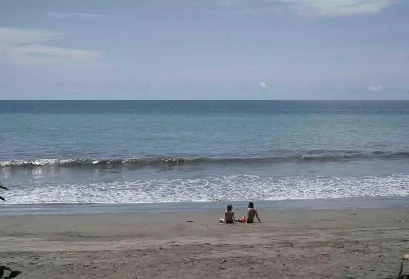 ホテル Cabaña Tello Surf