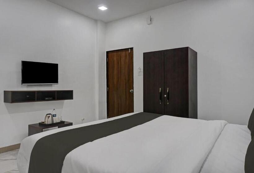 Hotelli Collection O Atharva Executive