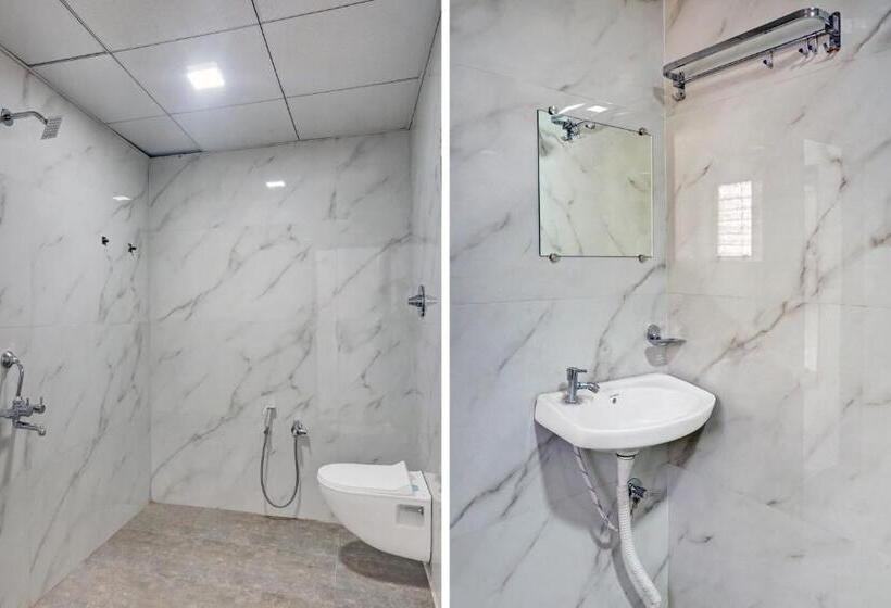 Hotelli Collection O Atharva Executive