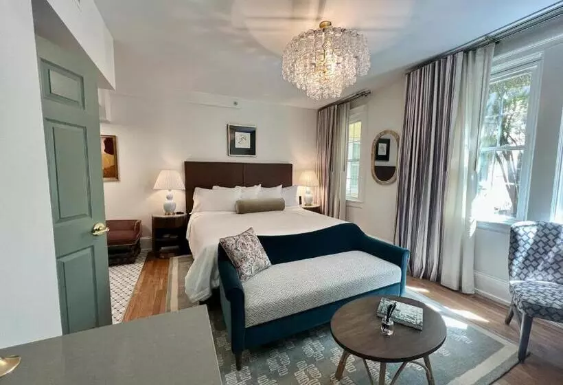 هتل Granada Midtown