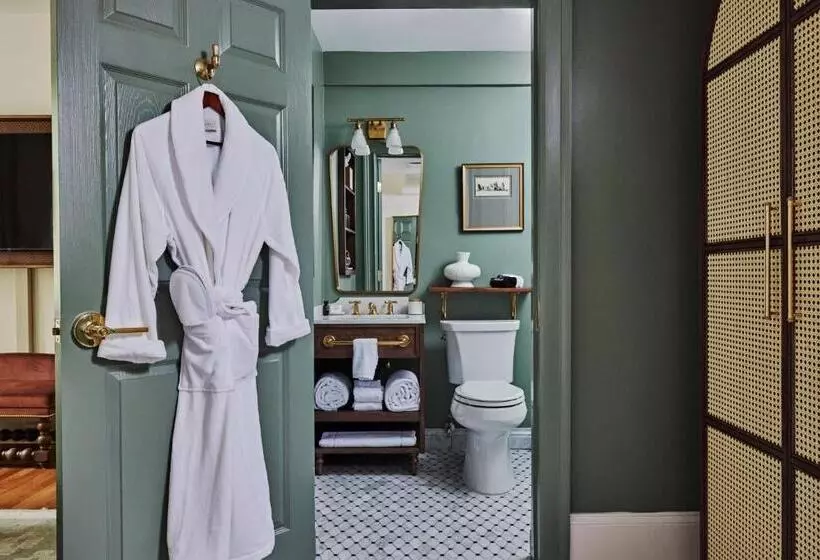 هتل Granada Midtown