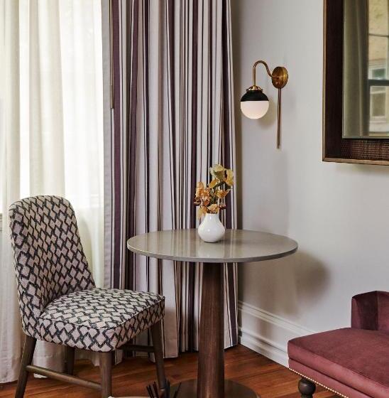 هتل Granada Midtown