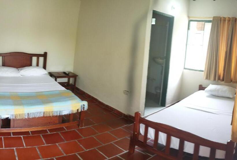 Szálloda Hospedaje Donde Gustavo Osorio