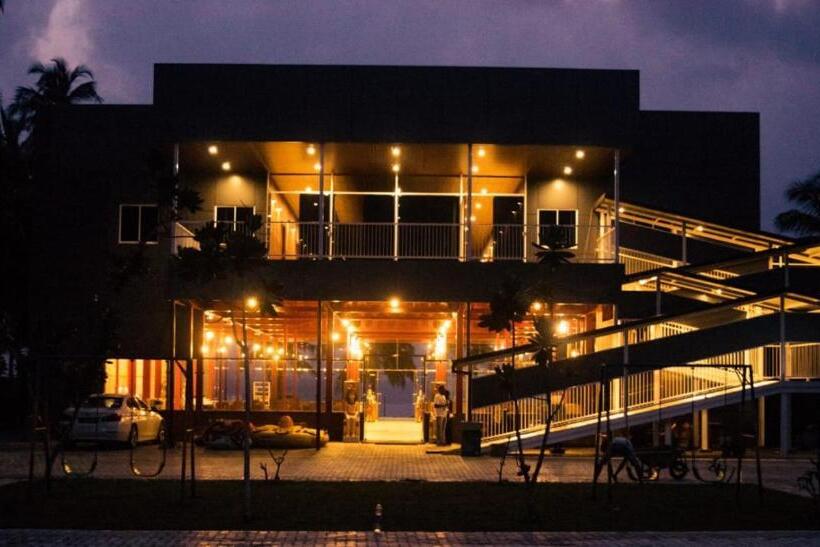 Отель New Saniro Lagoon Deck