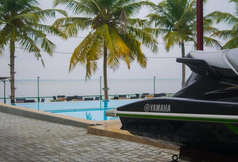 Отель New Saniro Lagoon Deck