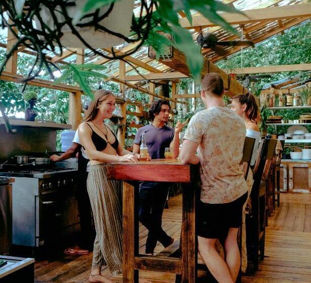 Zâria Hotel & Retreat Center