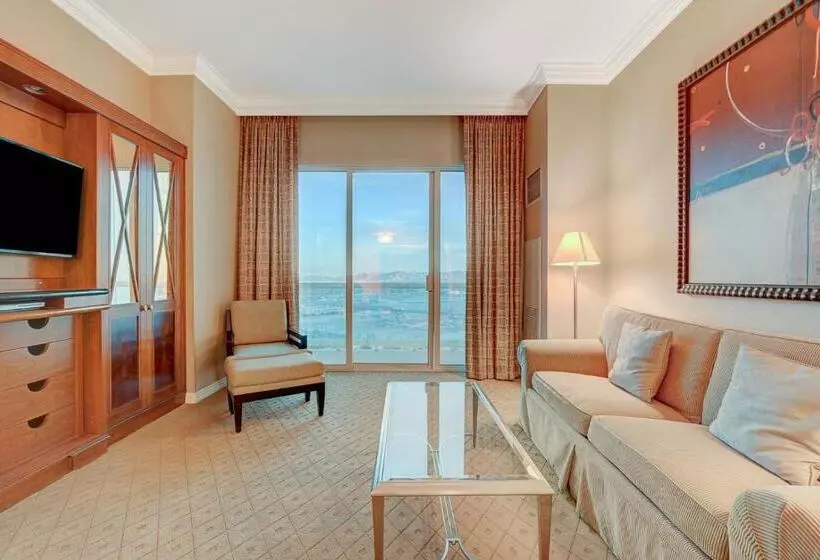 Incredible 1bd 2bth Suite Mgm Signaturebalcony View