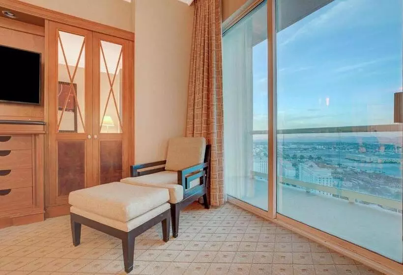 Incredible 1bd 2bth Suite Mgm Signaturebalcony View