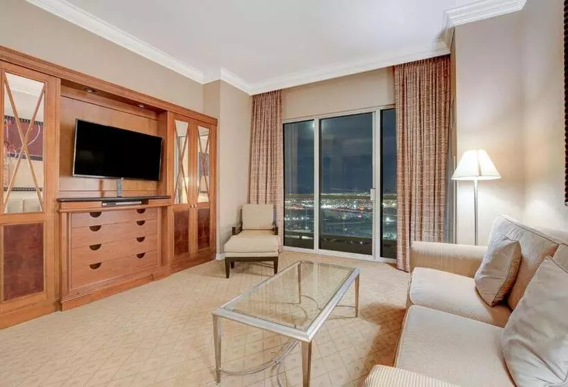 Incredible 1bd 2bth Suite Mgm Signaturebalcony View