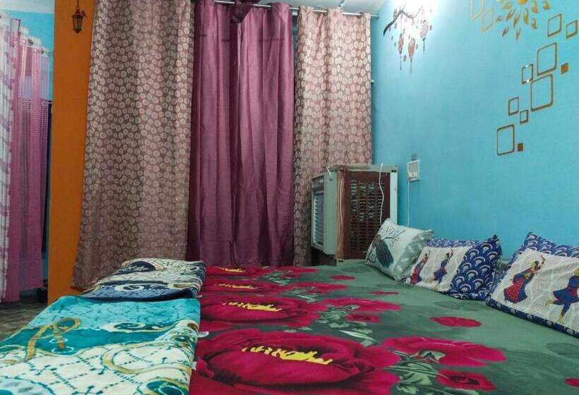 膳宿费 Corner Stay Home