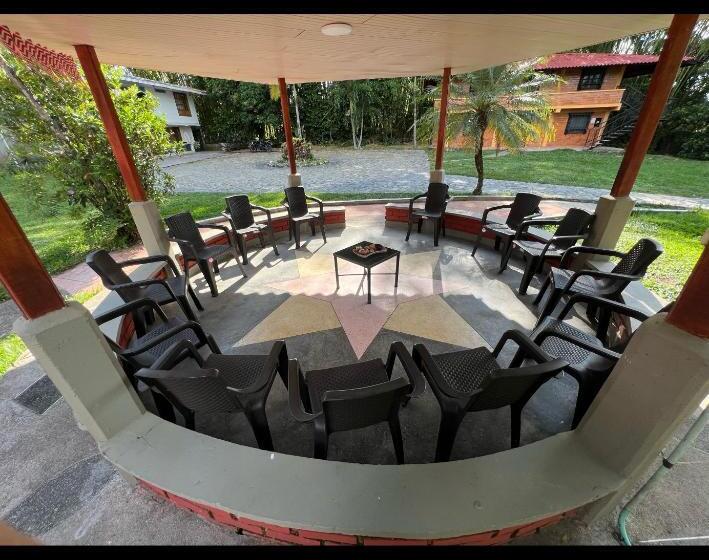 پانسیون El Valle De Las Cañas Gordas