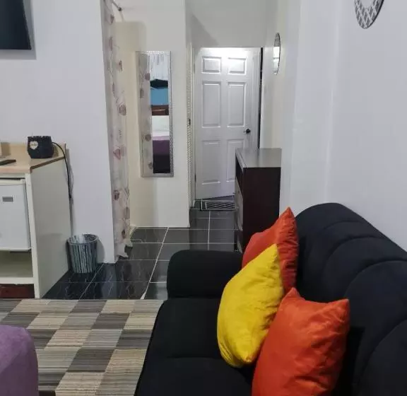 پانسیون Sky Beach Rooms