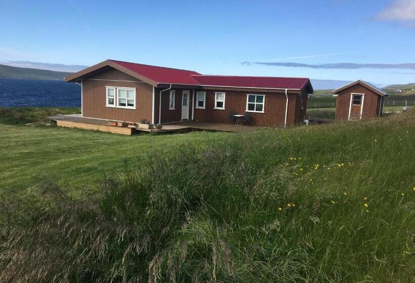 פנסיון Ytri árbakki