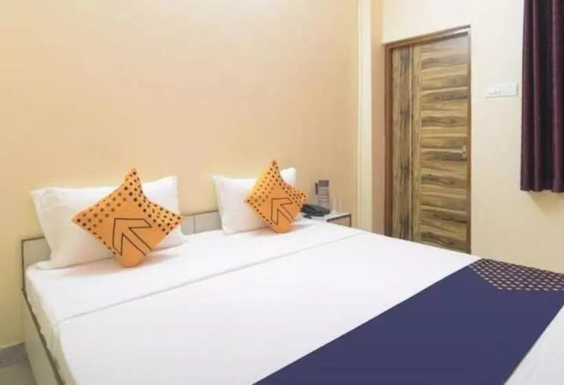Hotelli Grg Mahadeva Homes Guest House Prayagraj