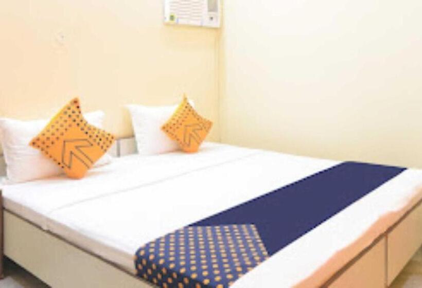 호텔 Grg Mahadeva Homes Guest House Prayagraj