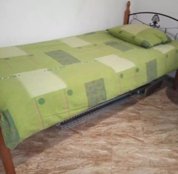 هتل Disney Apartments And Hostels