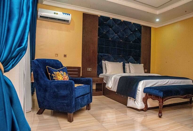 Отель Otk S Apartment