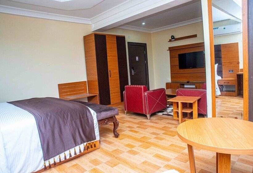 Отель Otk S Apartment