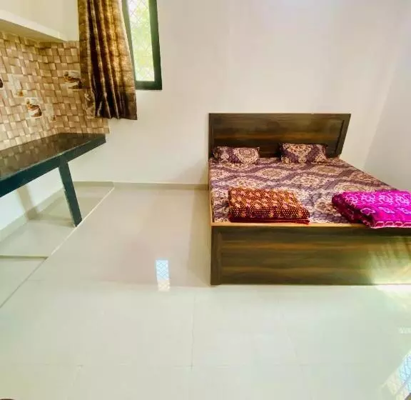 ペンション Nirupam Sadan Homestay