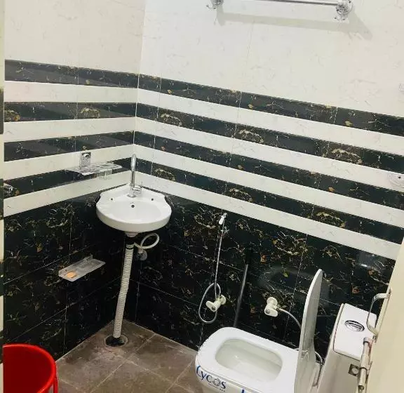 ペンション Nirupam Sadan Homestay