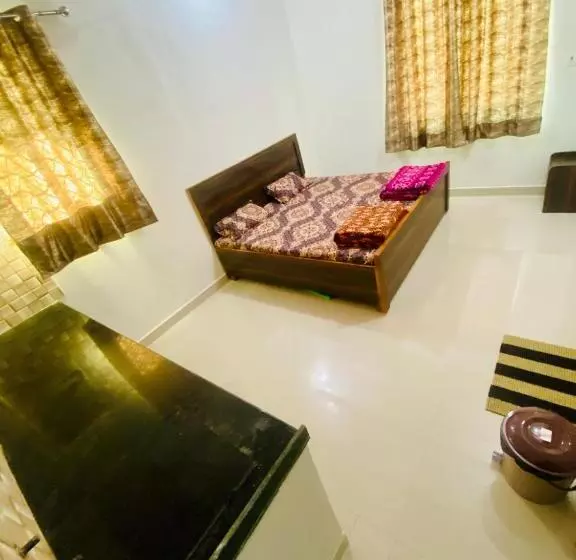 ペンション Nirupam Sadan Homestay