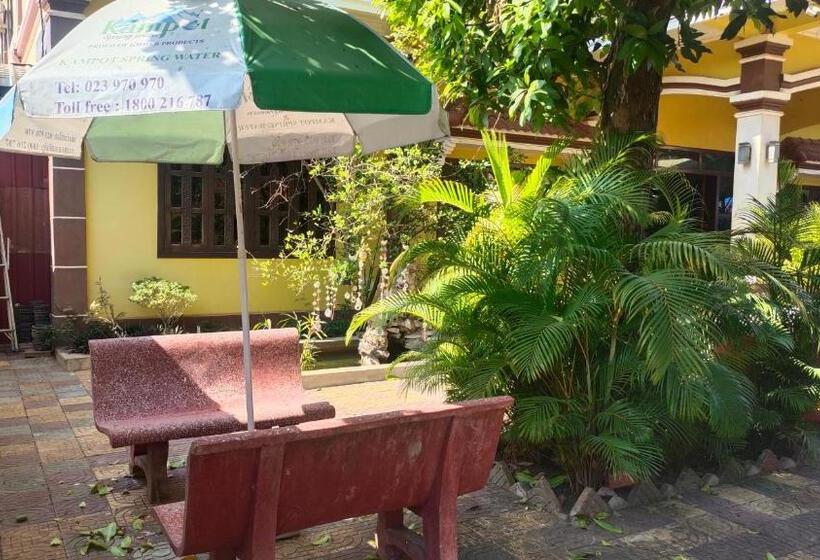 هتل Bd International