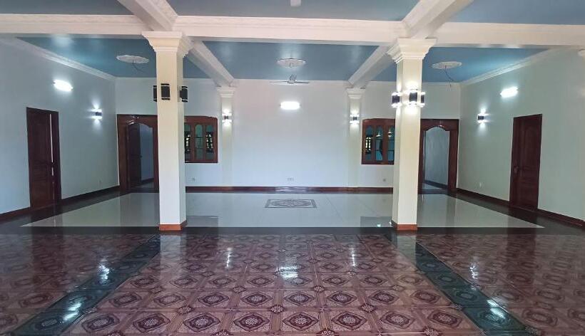 هتل Bd International