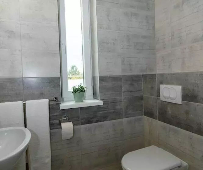 Hotelli Solid Gold Garni