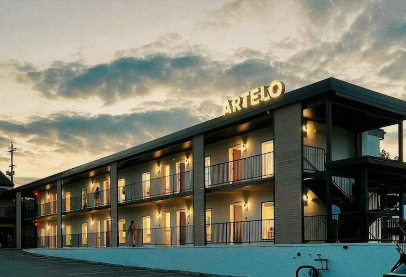 Отель Artelo