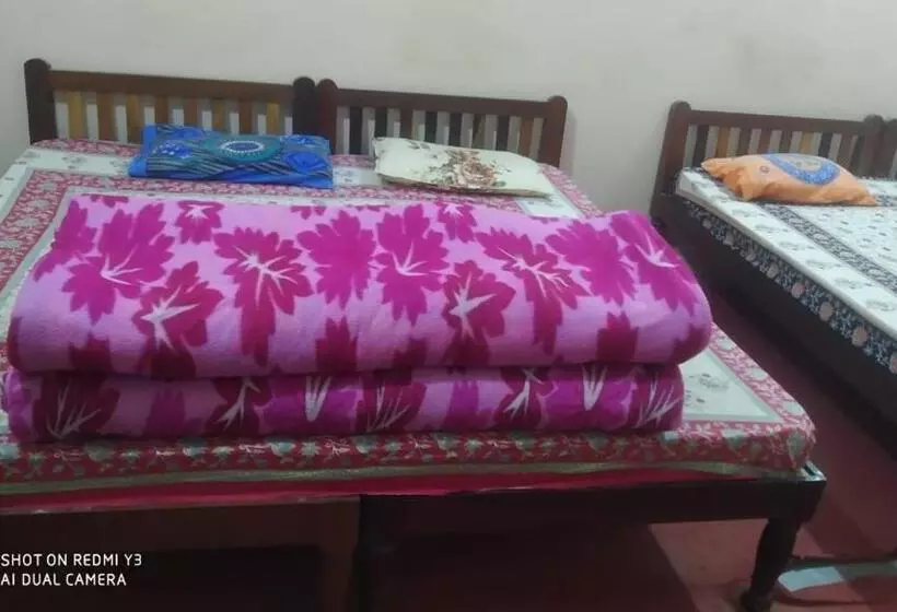 ホテル Jkb Kedarnath