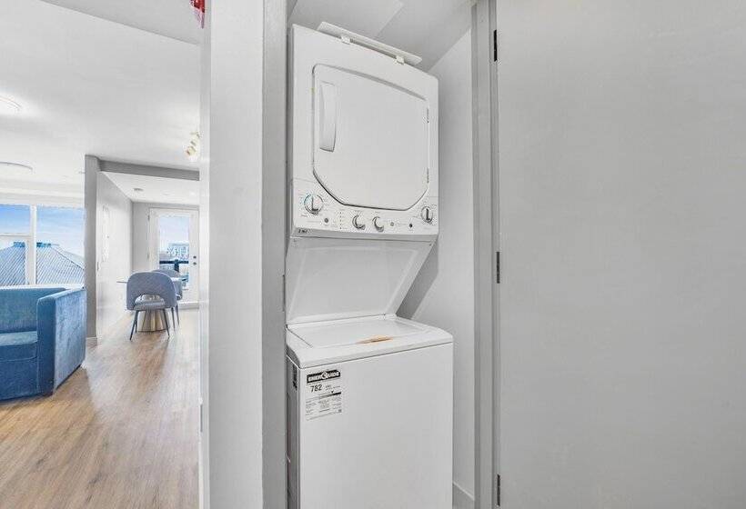 Skye Hotel & Residences