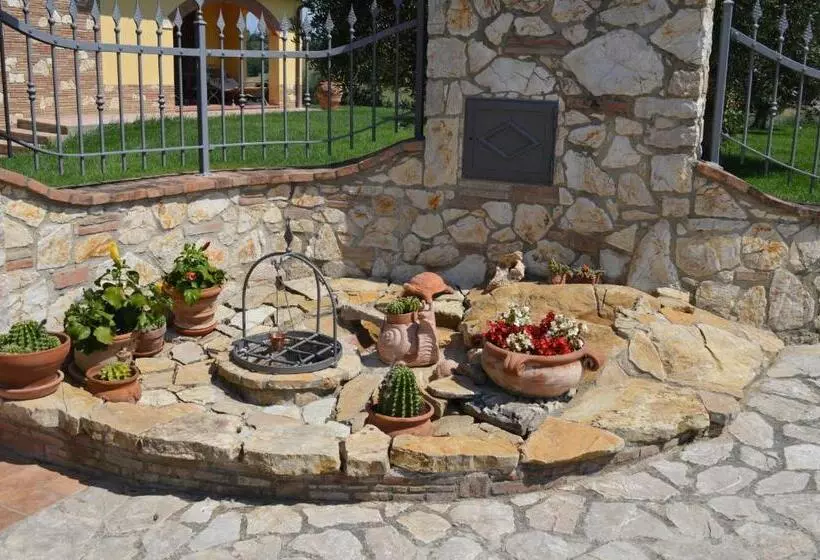B&b La Casa Fra Gli Olivi
