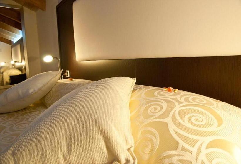 تختخواب و صبحانه Antico Borgo Chieti