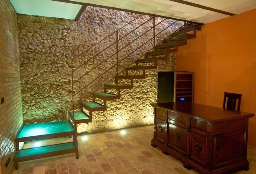 تختخواب و صبحانه Antico Borgo Chieti